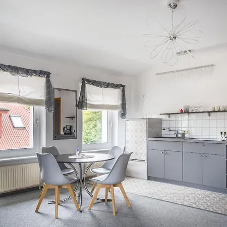 Onyks Проживание в семье *