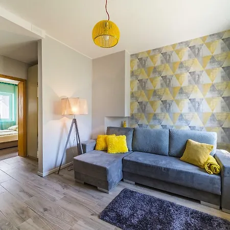 Onyks Проживание в семье Ястшембя-Гура